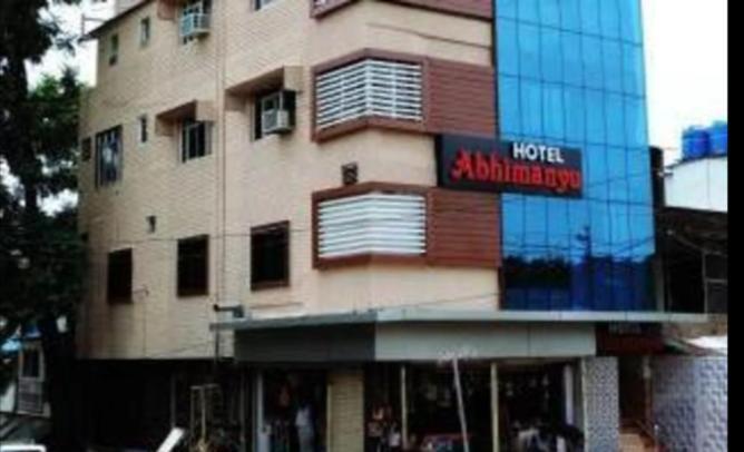 Hotel Abhimanyu Pachmarhi Luaran gambar