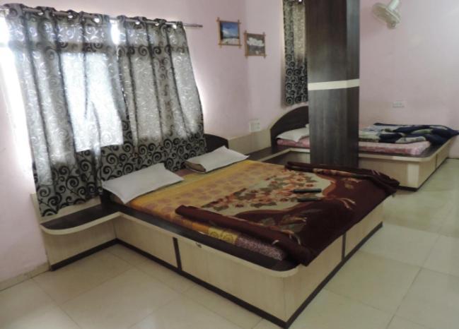 Hotel Abhimanyu Pachmarhi Luaran gambar